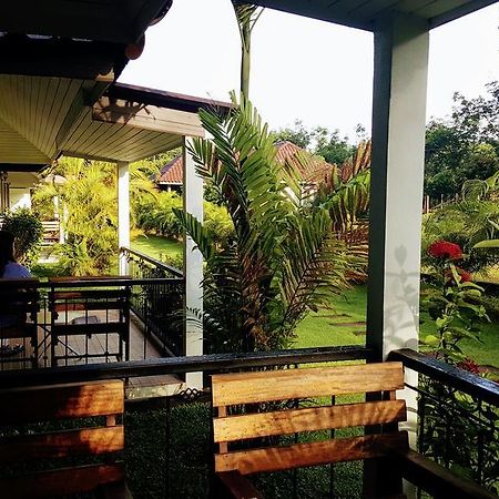 Charpoot Cottage Khao Lak Exteriör bild