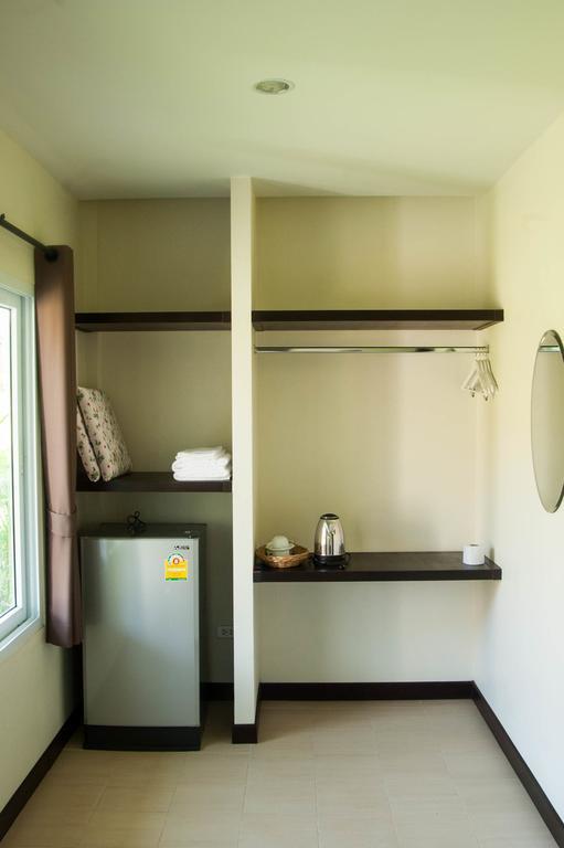 Charpoot Cottage Khao Lak Exteriör bild